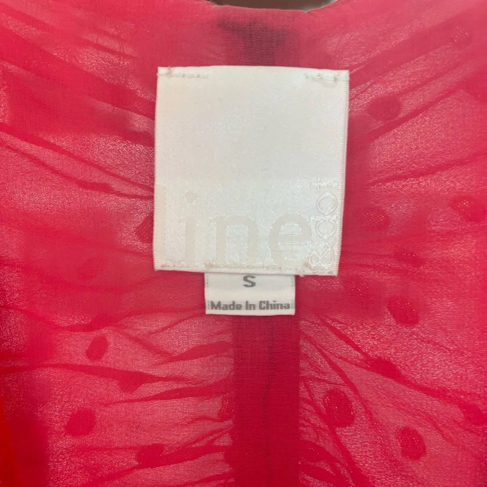 Red Top - Picture 2 of 3